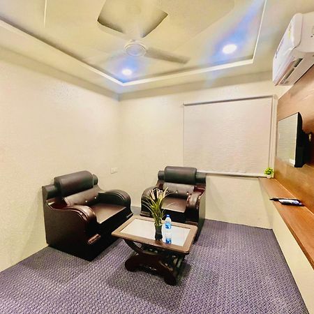 Hotel Eagle Grand Hyderabad Airport Zone Shamshabad Exterior foto
